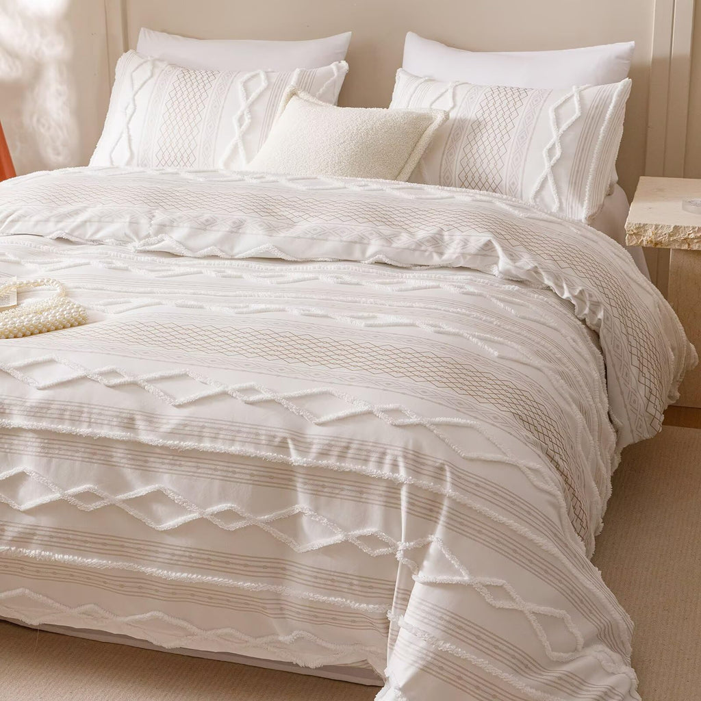White Boho Comforter Set Queen Farmhouse Tufted Bedding Set Soft Bohemain Shabby Chic Blanket Quilts Embroidery