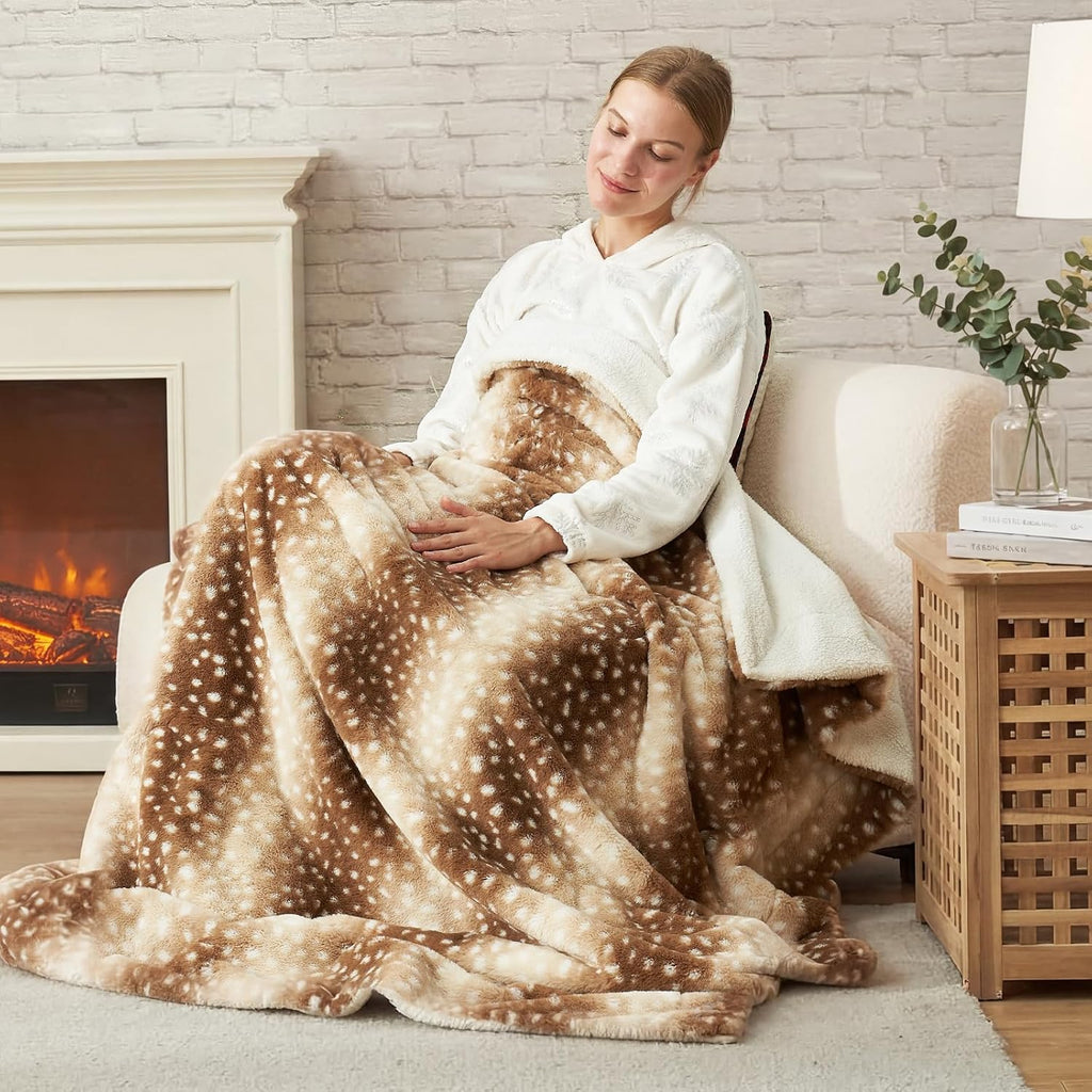 Luxury Faux Fur Throw Blanket Animal Striped Print, Non Shedding Double Sided Blankets Super Soft Fluffy Thick Warm