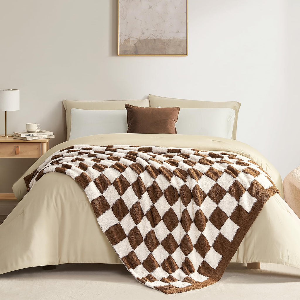 Brown Checkered Throw Blanket Faux Fur Microfiber Blankets for Couch, Cozy Soft Warm Blanket for Sofa Bedroom Living