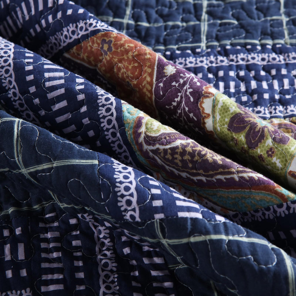 100% Cotton Gorgeous Floral Quilt Set, King Size Quilted Bedding Set, Boho Reversible Navy Blue Patchwork Paisley