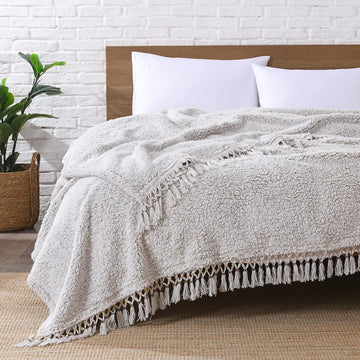 Ultra Soft Fleece Sherpa Blanket King Size, Lightweight Cozy Boho Bed Blanket with Decorative Tassel, Pattern