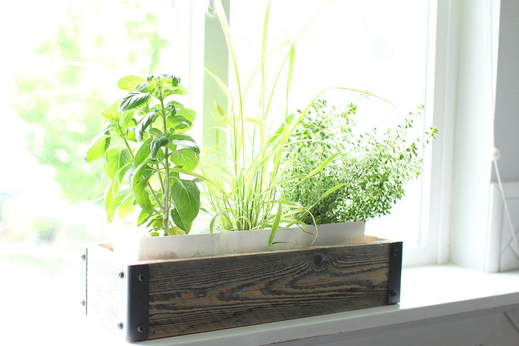 Reclaimed Wood Planter Box with Metal Brackets (Small - 14.5")