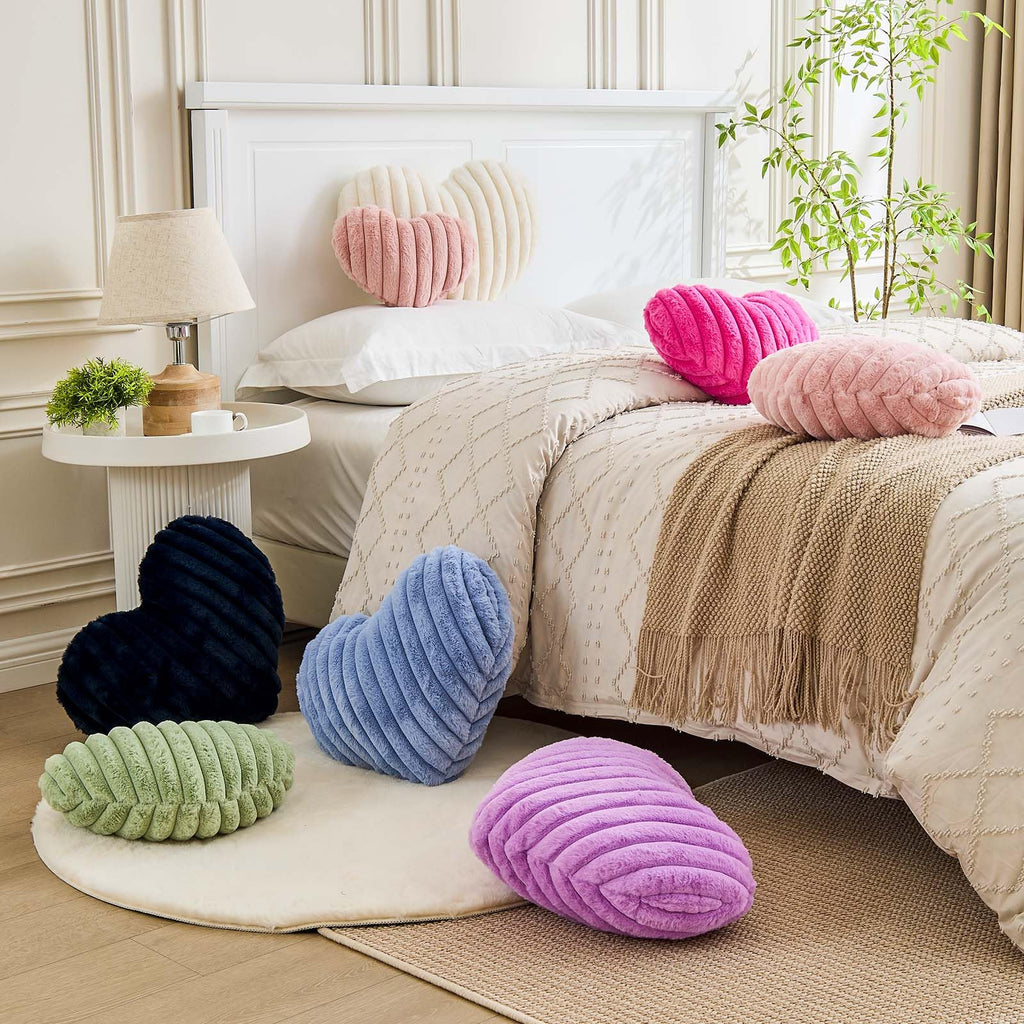 Heart Pillows Heart Decorative Pillow Soft Fluffy Heart Shaped Lavender Throw Pillows with Faux Rabbit Fur Aesthetic