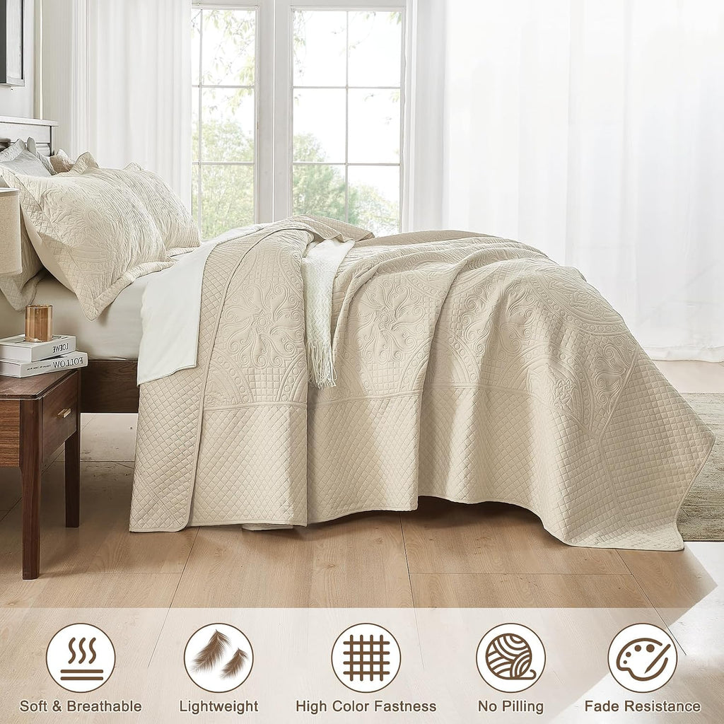Oversized King Quilt Bedspread 132x 120, Extra Wide Alaska King Quilt, 3 Piece Soft Microfiber Lightweight Super King