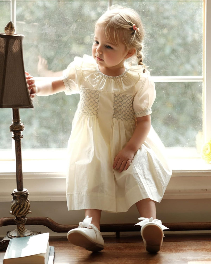 Toddler Girls Smocked Dress with Puff Sleeve Vintage Cotton Dress