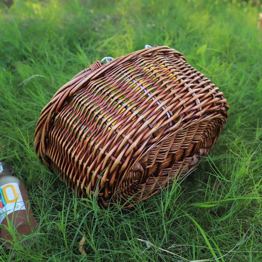 Wicker Picnic Baskets with Handles.. (Brown)