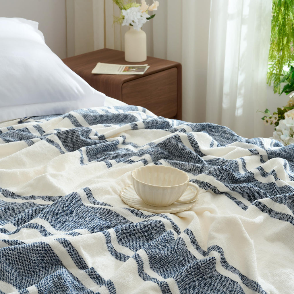 Chenille Throw Blanket with Knotted Tassels 50x60, Blue Stripe