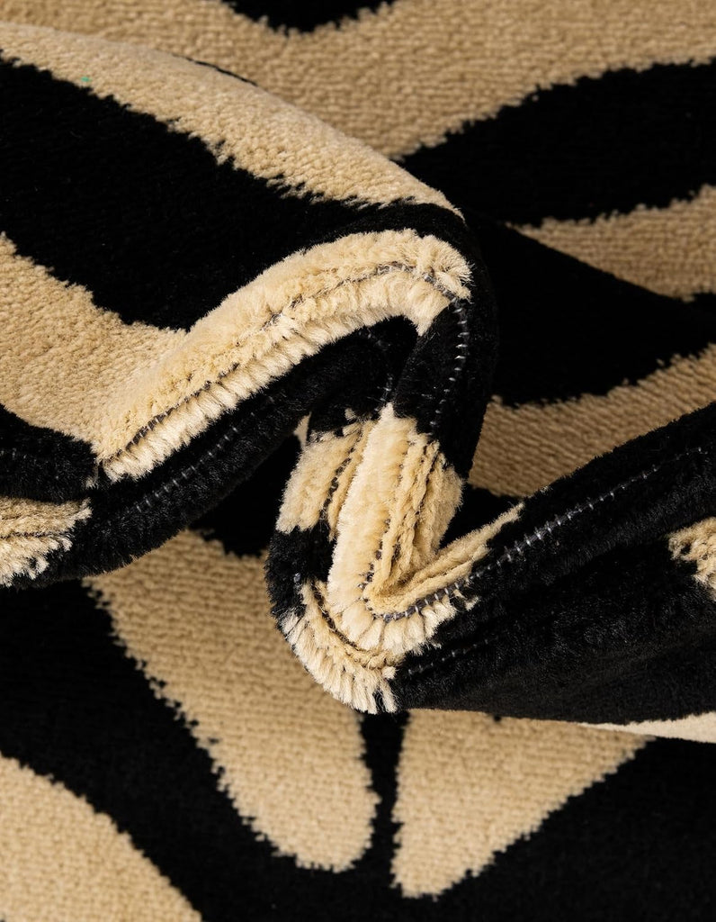 Savannah Rug - 5' Oval Black Easy-Clean Rug Modern Zebra Print s and Bedrooms