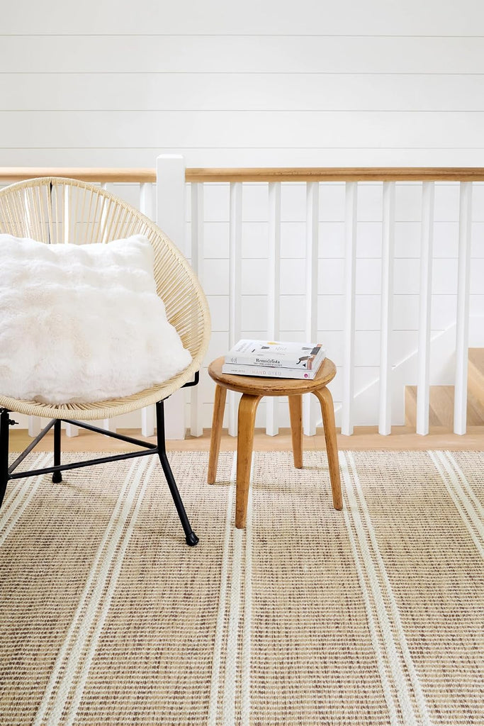 Malta Natural Striped Handwoven Wool Runner Rug, 2'6"x8'