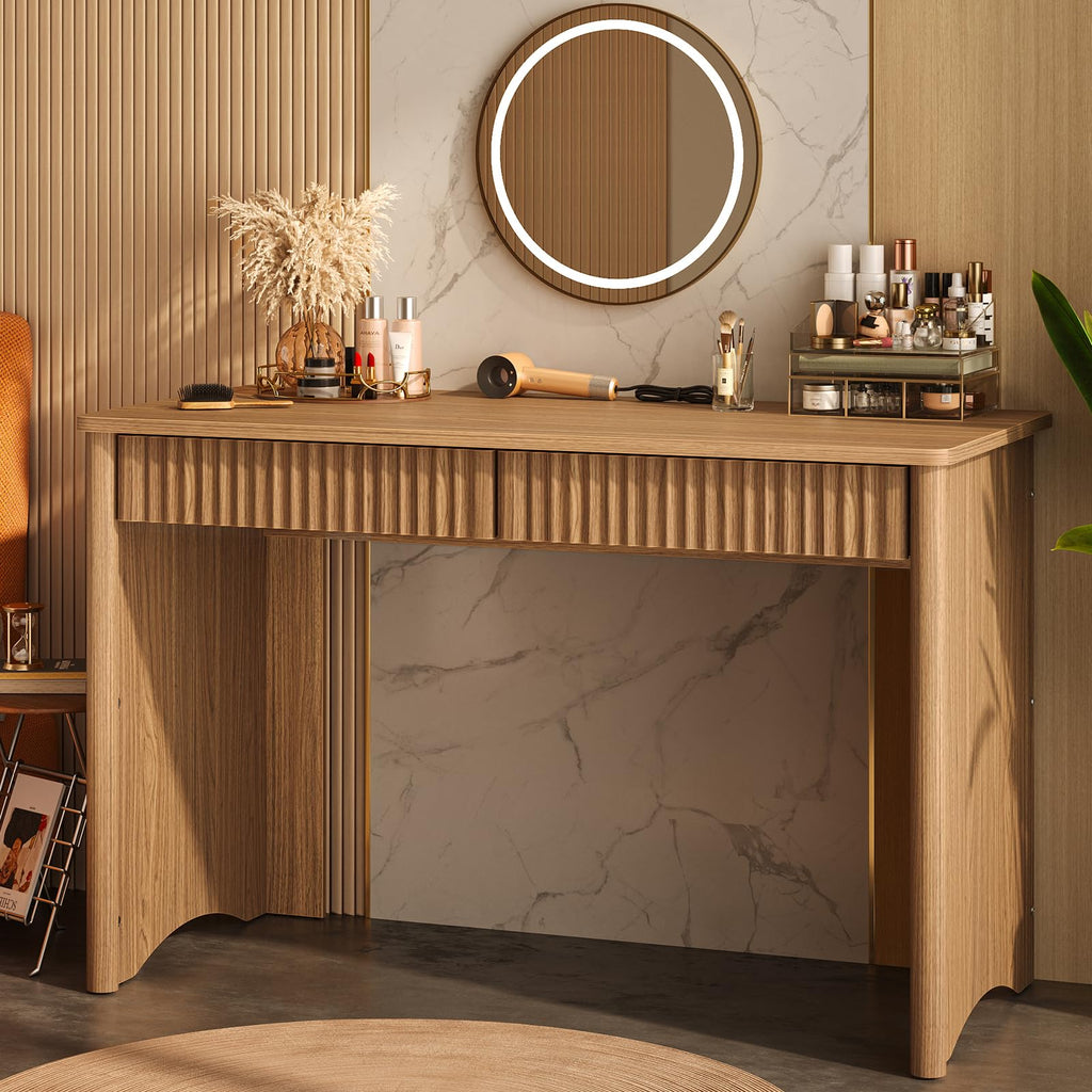 47‐Inch Fluted Wood Computer Desk with Drawers