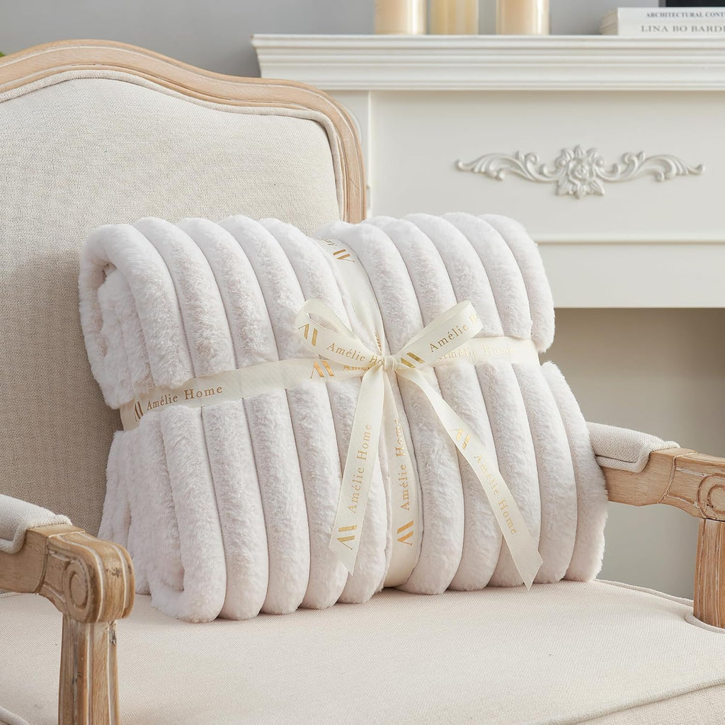 Faux Fur Throw Blanket for Couch, Cozy Fuzzy Fluffy Fur Luxurious Soft Striped Plush Gift Blankets for Family Sofa