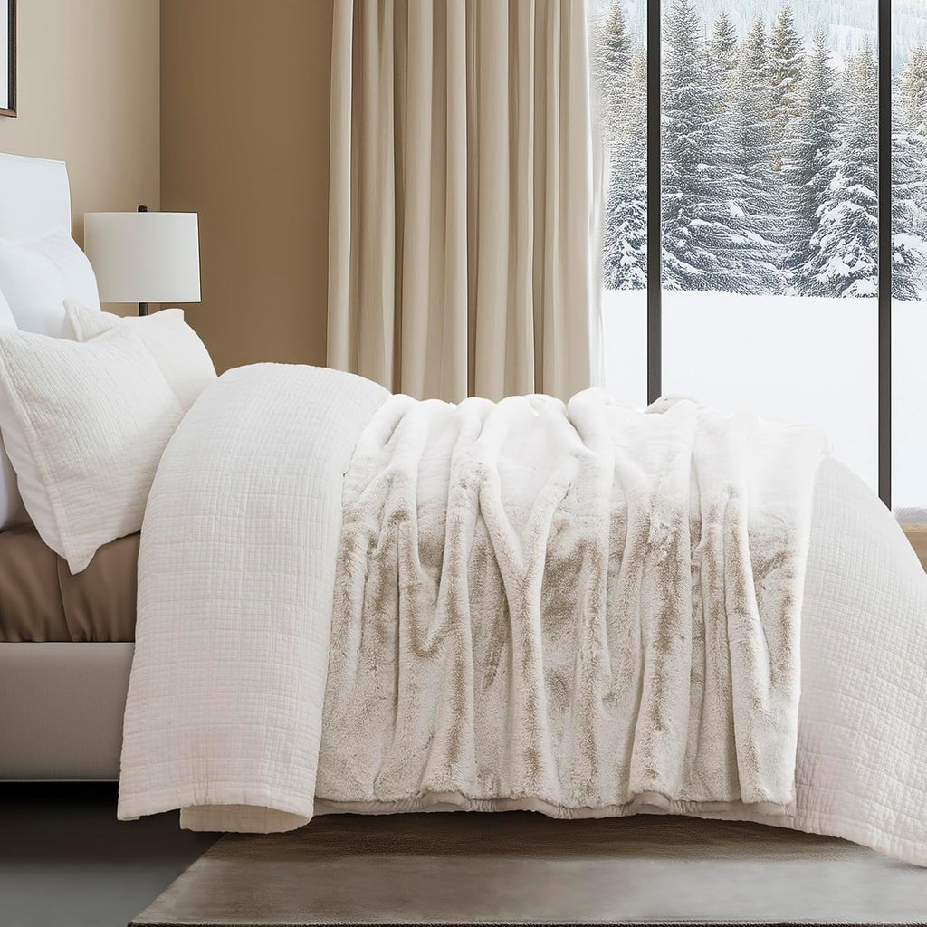 Mink Faux Fur Throw Blanket, Tipped Champagne Ivory, 50"x60" | Ultra Soft, Luxury Fluffy Mink, Reversible Design