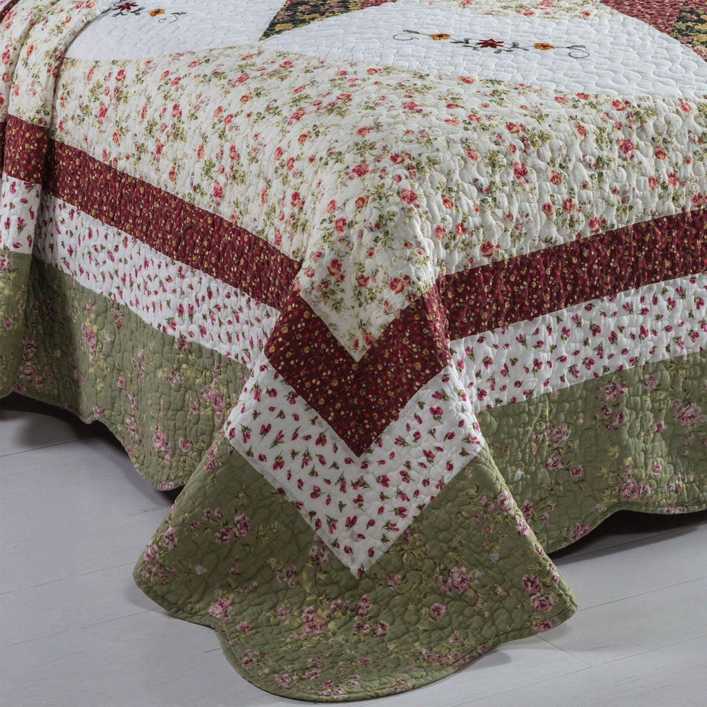 Oversized King Quilt Patchwork Bedspread Set (120x118 Inch)