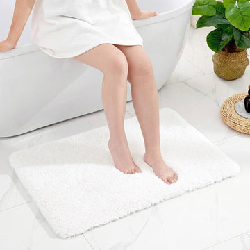White Bathroom Rugs 24x36 in, Microfiber Non-Slip Plush Thick Bath Mat