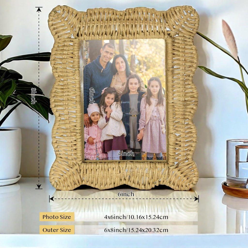 Woven Wicker Picture Frame, 4 x 6 inches with Zebra Design, Rattan Photo Frame with Bohe Style for Tabletop Display