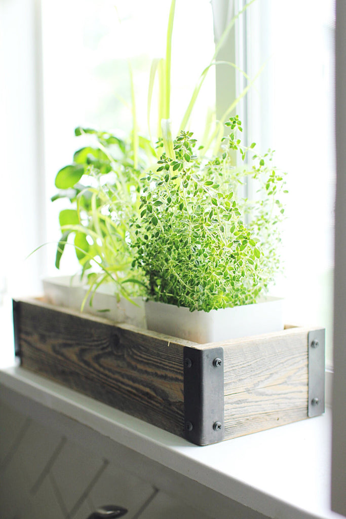 Reclaimed Wood Planter Box with Metal Brackets (Medium - 24")