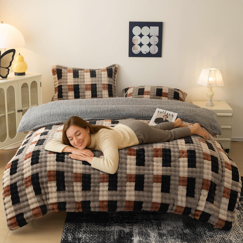 Flannel Sherpa Comforter Set, Soft Warm Reversible Plush Bedding Comforter with 2 Pillow Shams, Cozy Fluffy