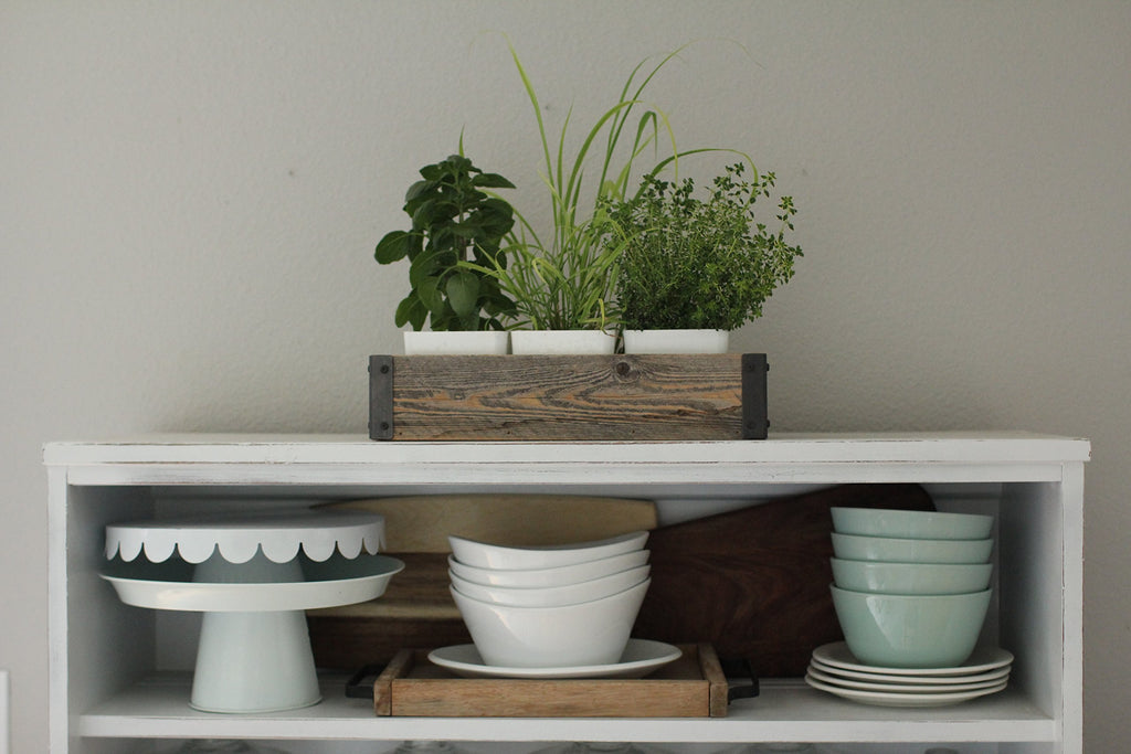 Reclaimed Wood Planter Box with Metal Brackets (Medium - 24")