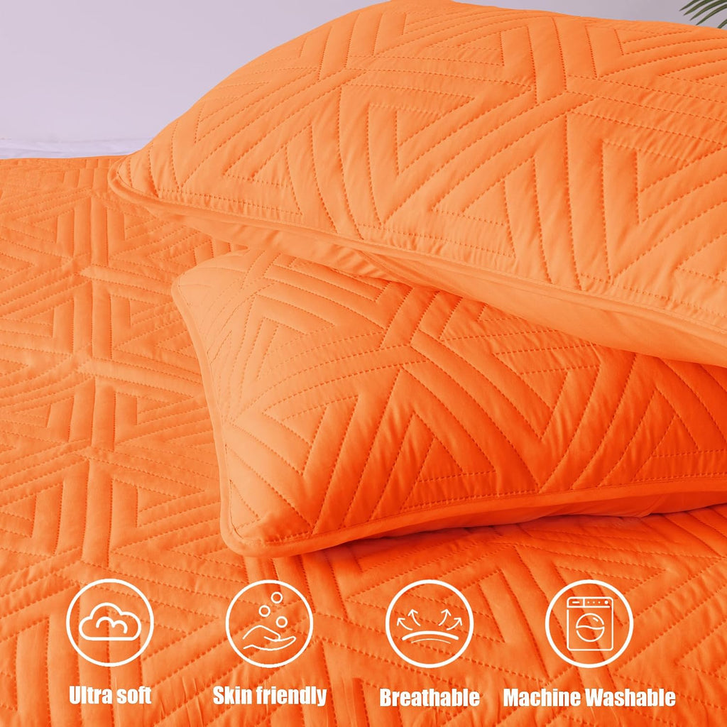 Soft King Quilt Set for All Seasons, 3-Piece Ultrasonic Geometric Quilts Bedding Set, Lightweight Reversible