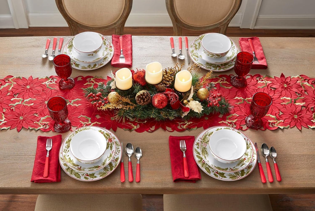 16 Piece Christmas Dinnerware Set