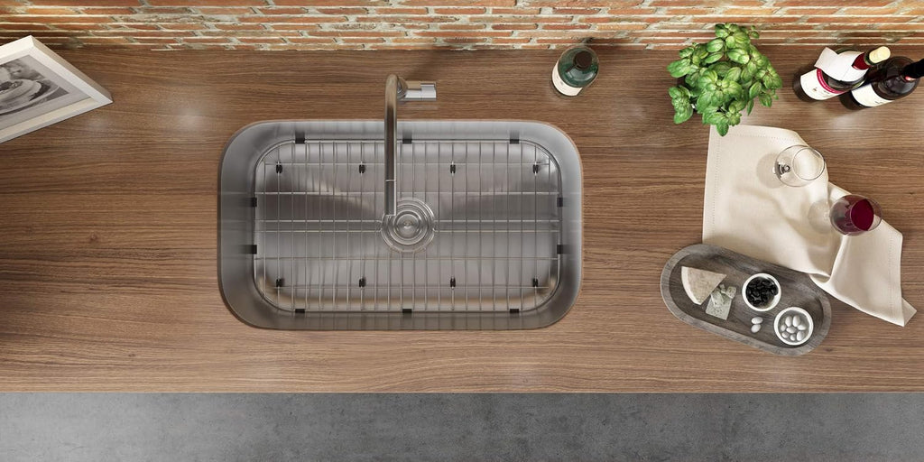 32-in 16-Gauge Stainless Undermount Kitchen Sink - RVM4200