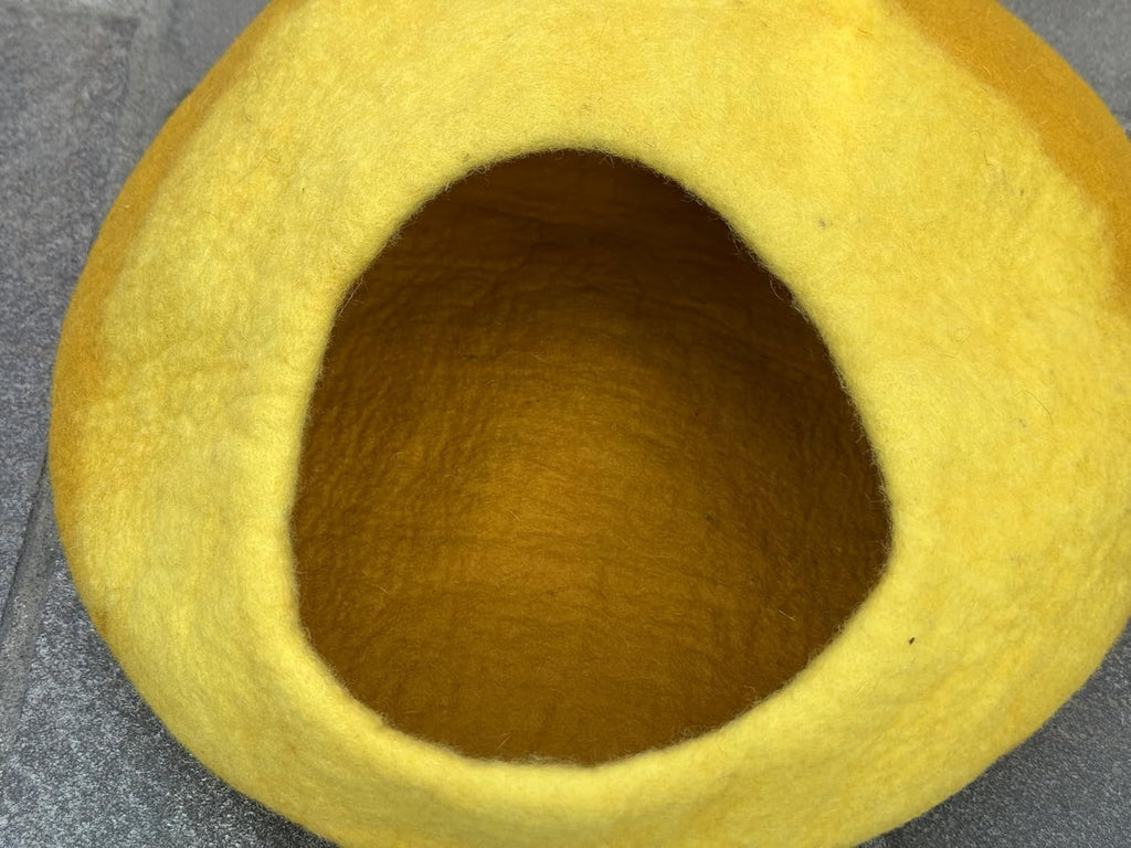 Felt Cat Cave Bed - Yellow & Golden Yellow Wool Cat House, Cozy Enclosed Pet Bed for Indoor Cats, Warm Nest Sleeping