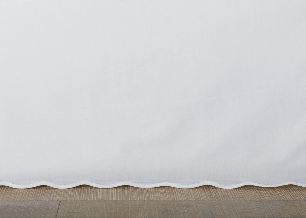Queen Bedskirt, Cotton Tailored Bedskirt with Split Corners, Oeko-Tex Certified (Solid White)