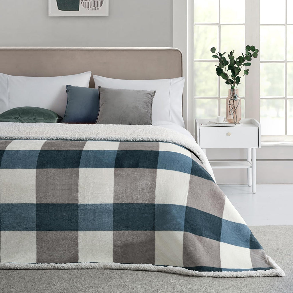 Sherpa Fleece Throw Blanket 60" x 80" Reversible Plush Fluffy Large Big Blanket Lattice Flannel Blankets for Sofa