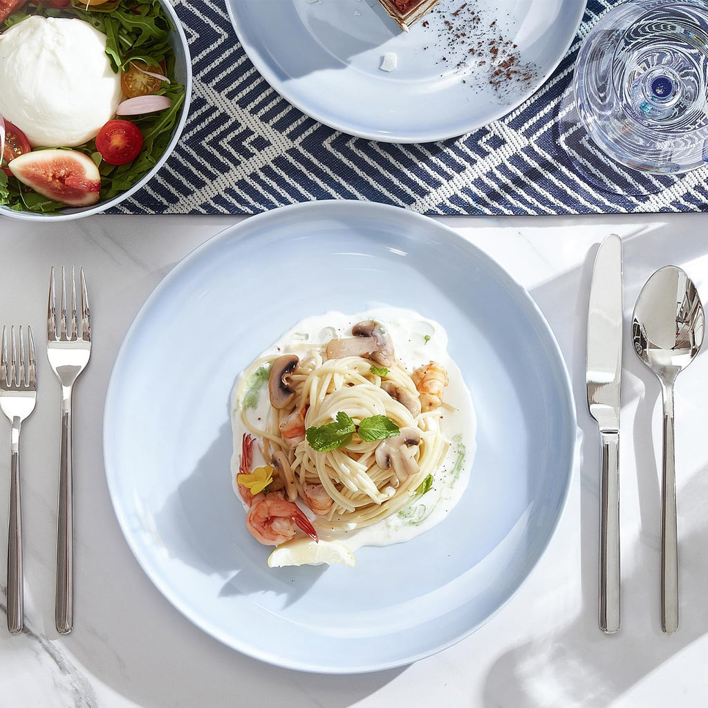 18-Piece Bone China Dinnerware Set for 6, Misty Blue