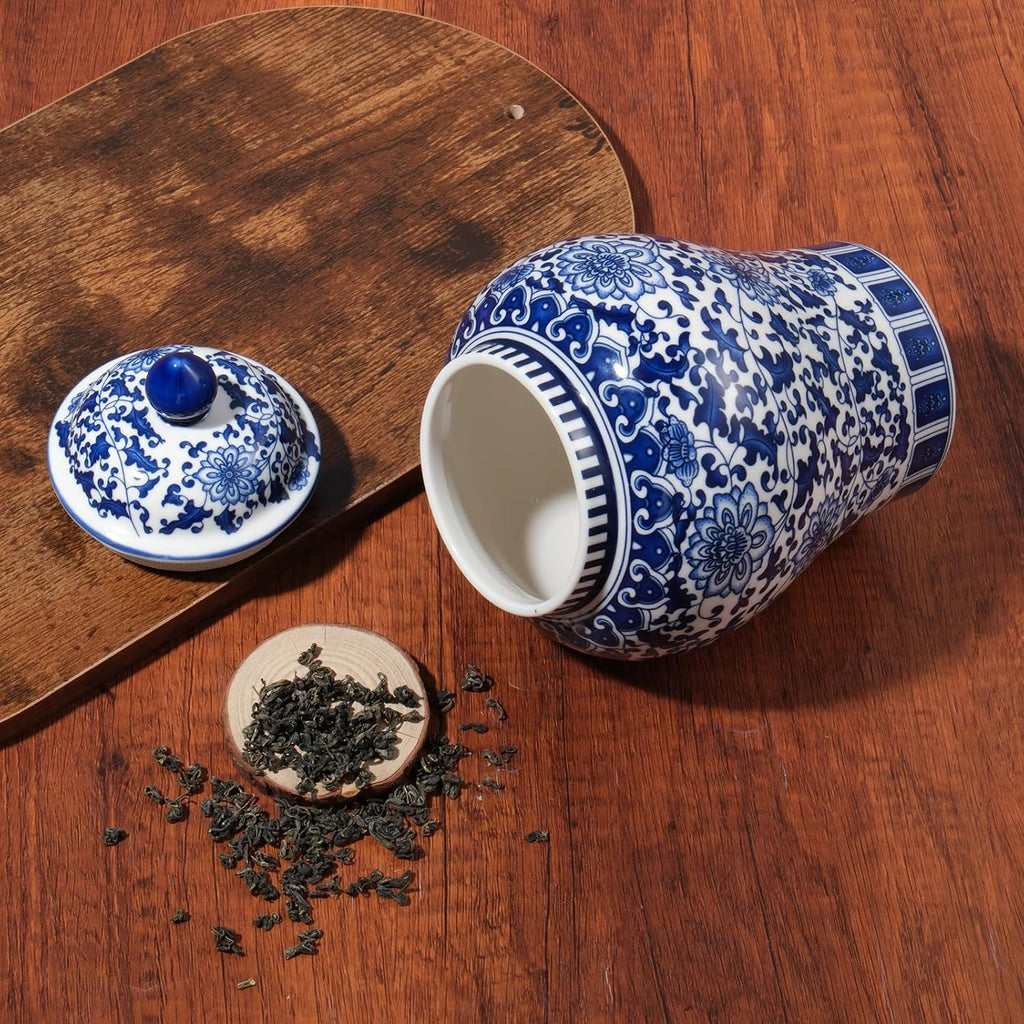 Blue and White Ginger Jar with Lid, 7.87 Inch Ceramic Chinoiserie Ginger Jar, Decorative Porcelain Ginger Vase