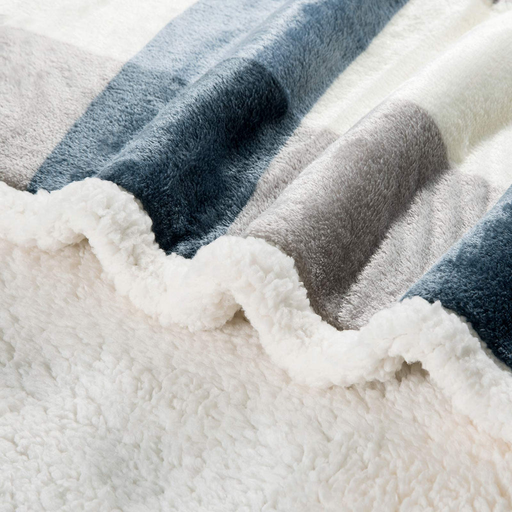 Sherpa Fleece Throw Blanket 60" x 80" Reversible Plush Fluffy Large Big Blanket Lattice Flannel Blankets for Sofa