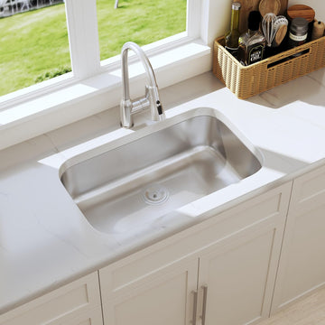32 Inch Undermount Single Bowl Kitchen Sink | 304 Stainless Steel, 18 Gauge Thickness, Strainer Included, Brushed
