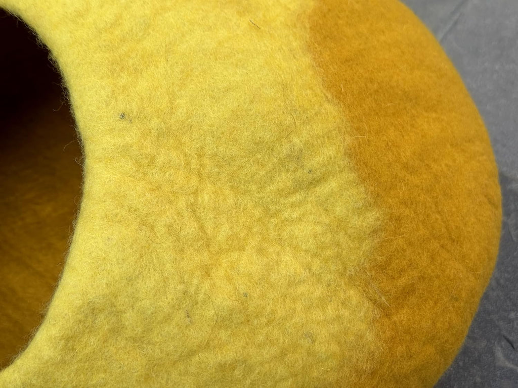Felt Cat Cave Bed - Yellow & Golden Yellow Wool Cat House, Cozy Enclosed Pet Bed for Indoor Cats, Warm Nest Sleeping
