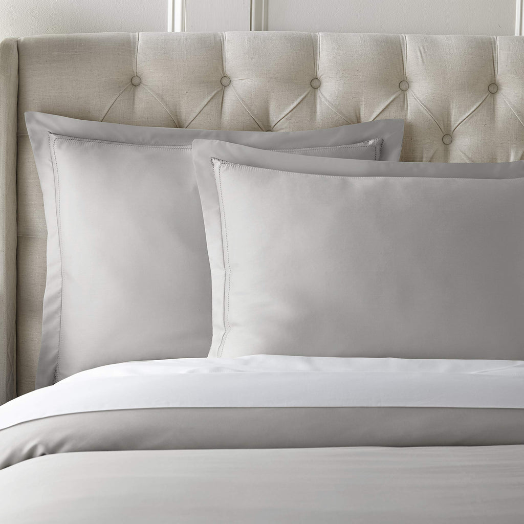 Yalda Duvet Cover Set - 100% Certified Egyptian Cotton, Double-Hem Stitch, Queen, Grey