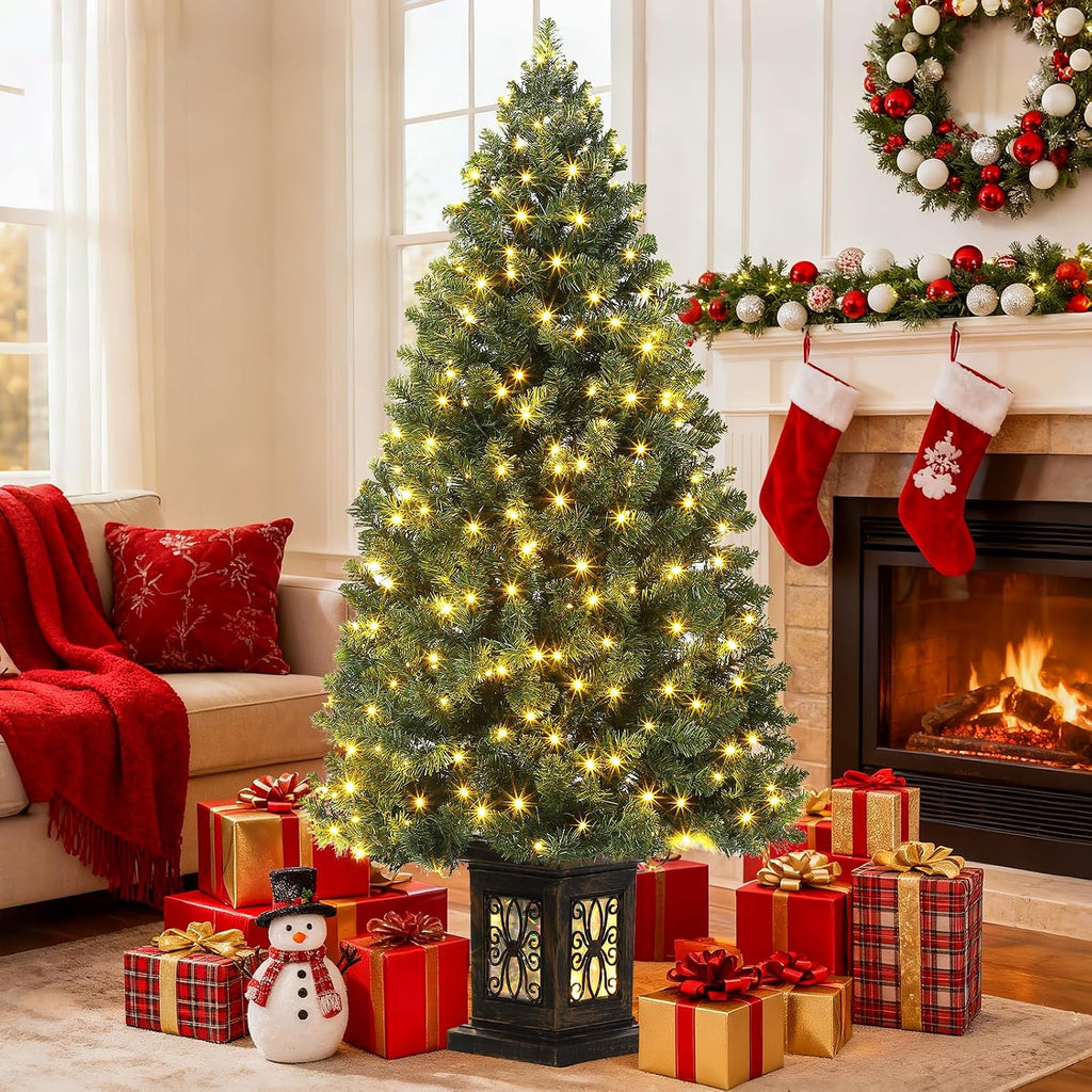 4.5 Ft Artificial Fiber Optic Christmas Tree, Pre-Lit Artificial Potted Xmas Tree with 300 Led Lights, 8 Lighting