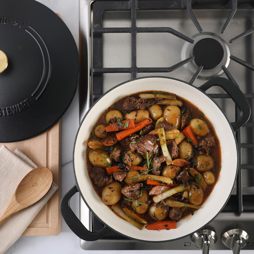 Gatwick Enameled Cast Iron Braiser with Lid, 3.5-Quart Braiser Pan for Stovetop & Oven, Cast Iron Braising Pan
