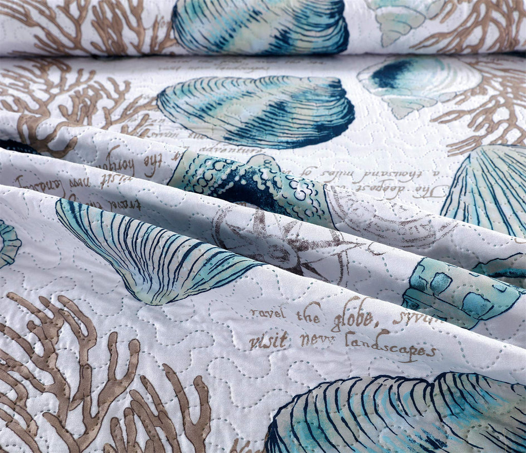3-Piece Reversible Coastal Bedding Set Quilt Set