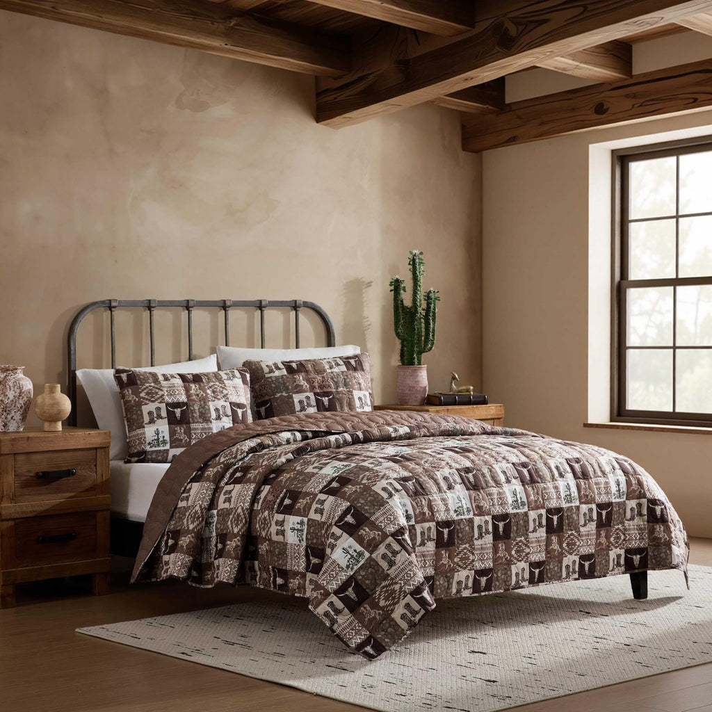 Quilt Set with Matching Shams, Soft & Reversible Bedding for Year Round Comfort, Fall Western Patch Brown