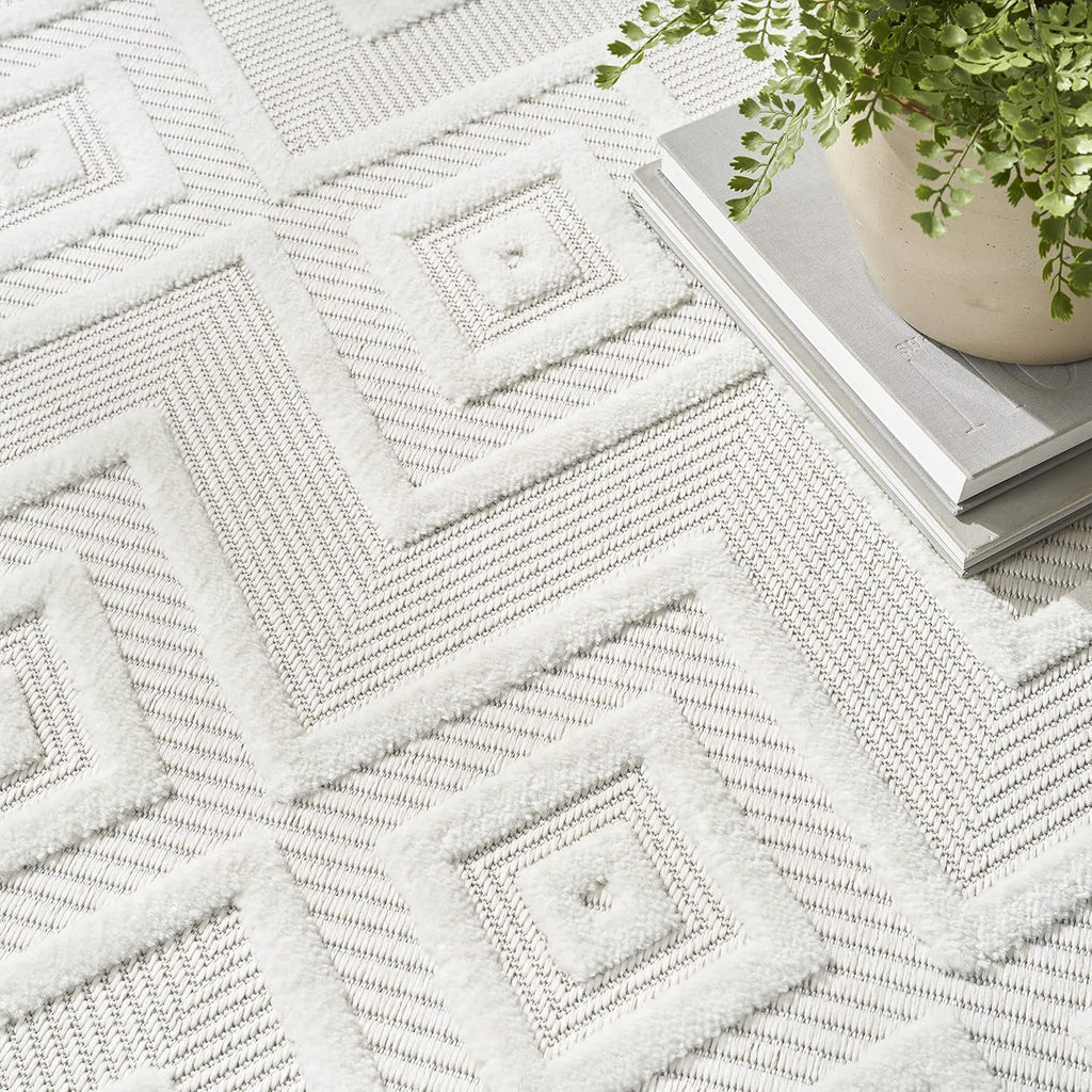 Home Versatile Ivory White 8' x Round Area Rug - Easy Clean, Non Shedding, Bed Room, Living Room, Di