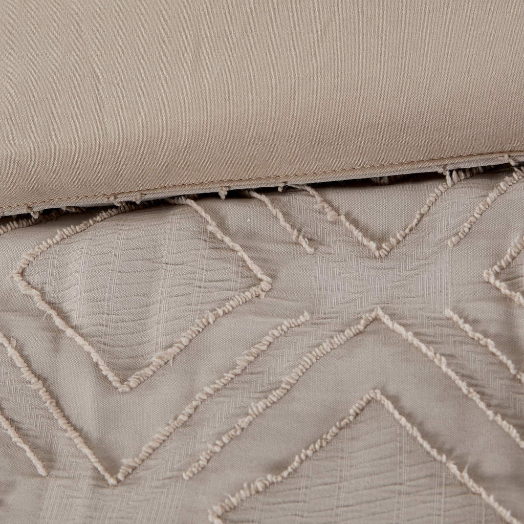3-Piece Emerson Clipped Jacquard All Season Down Alternative Comforter Set Bedding with Matching Shams, Decorative