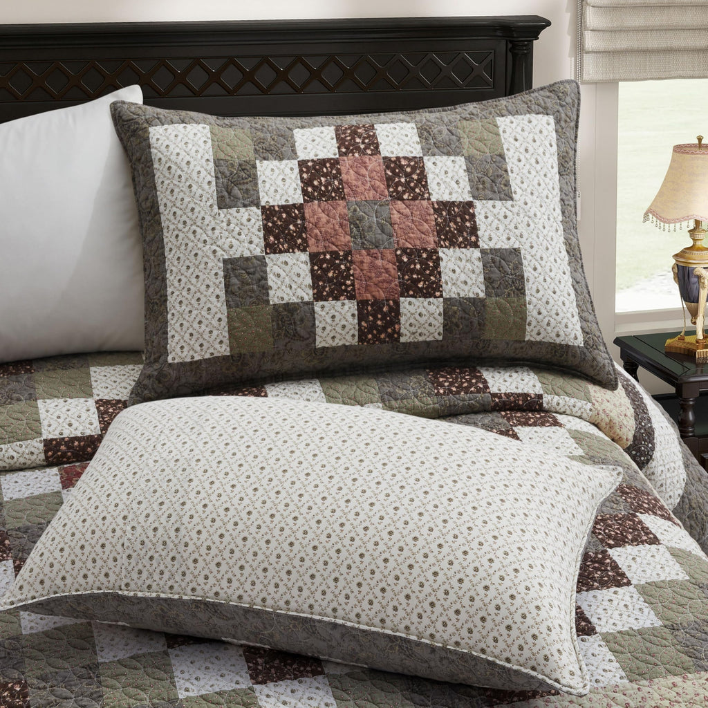 Quilt Set, Vintage Patchwork 118"x102"