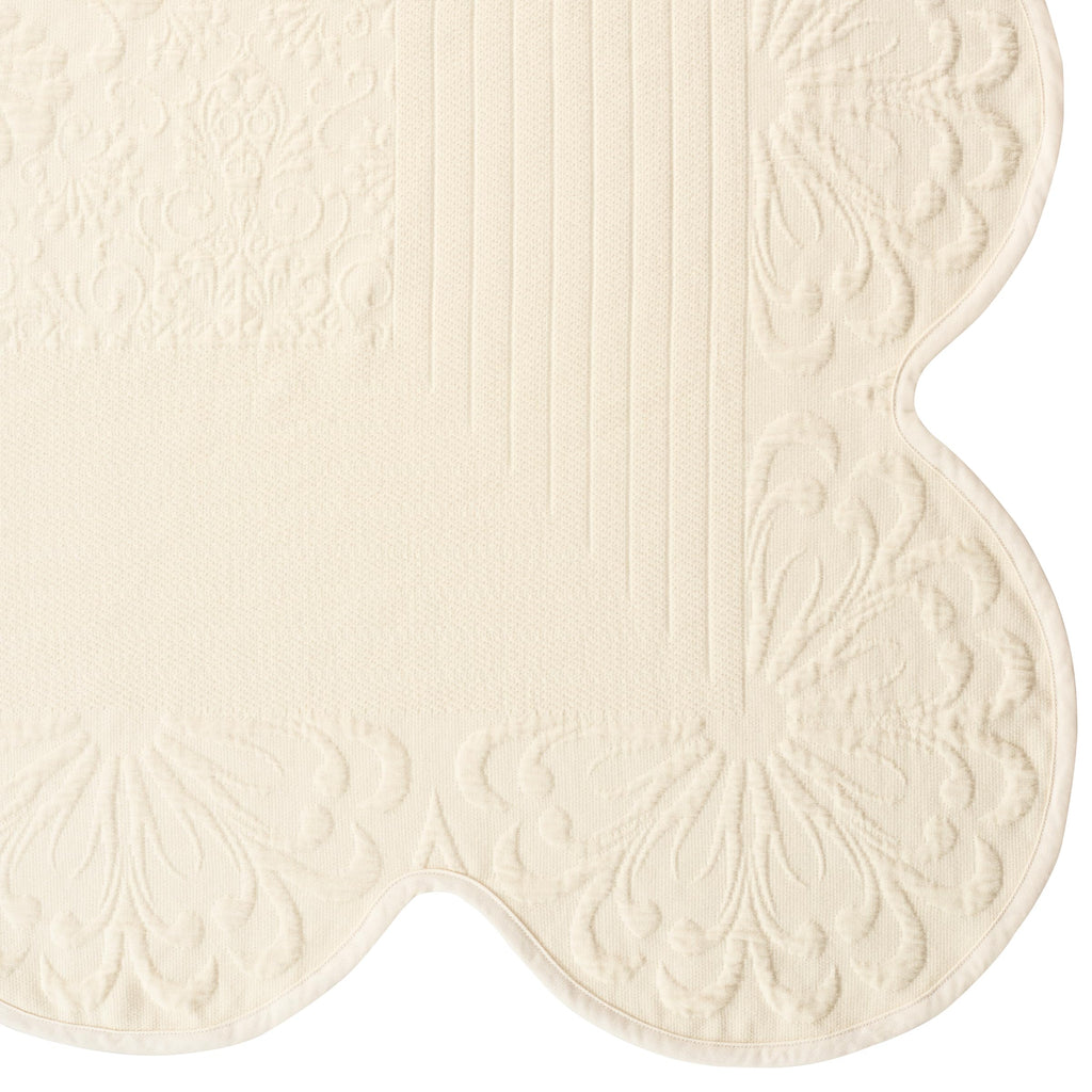 Charleston Charleston Estate Modern Farmhouse Floral Matelasse Coverlet with Scalloped Edges, 100% Cotton Breathable