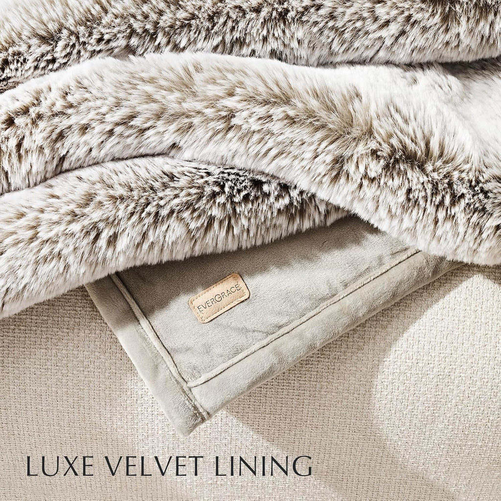 Faux Chinchilla Fur Throw Blanket, 50"x60", Champagne Fawn | Luxury, Super Soft, 1220GSM, Fluffy Cozy Mink