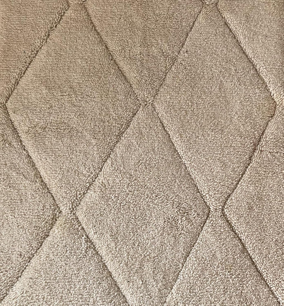 Handmade Moroccan Berber Wool Rug 6' x 9', Textured Diamond Pattern, 100% Wool Plush Pile, Neutral Beige/Taupe