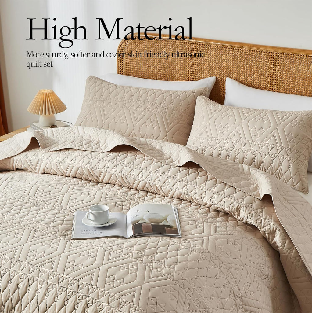 King/Cal King Quilt Bedding Set,Beige Lightweight Microfiber Soft Bedspread,Modern Style Geometric Pattern Coverlet