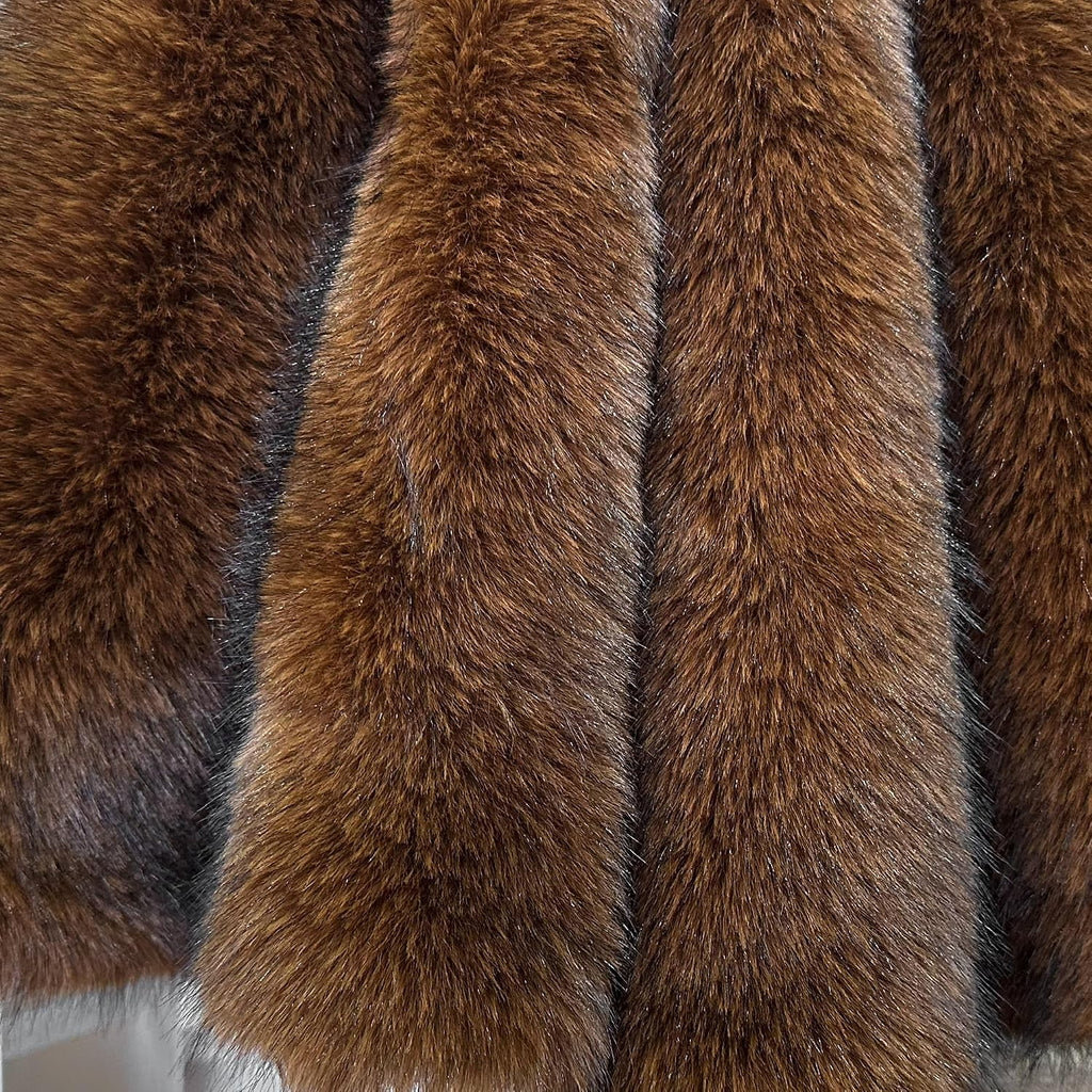 Huntsman High-Pile Faux Fur Christmas Tree Skirt with Hidden Slide Clasp Closure and Durable Microfiber Backing