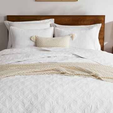 100% Cotton White Oversized Quilt Bedding Sets with 2 Pillow Shams, Shabby Chic Rustic Textured