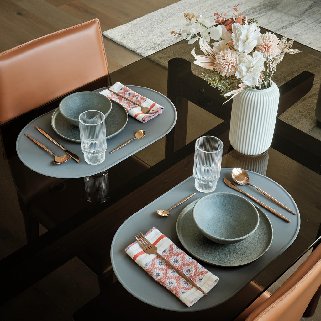 Oval Silicone Degrē Placemats, Chalk (20.5"x13", Set of 2)