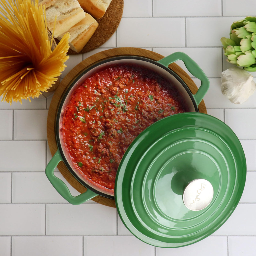 2 Quart Round Enameled Cast Iron Braiser Pan (Green)