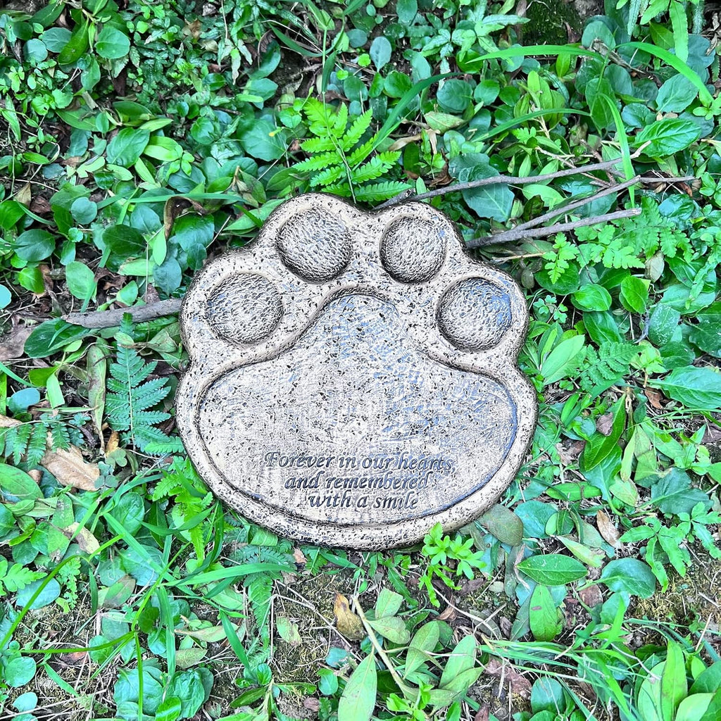 Stepping Stone, Paw of Dog Cat Pet Memorial Stones, Loss of Pet Gift - 7.5" L x 7.5" W x 0.6" D